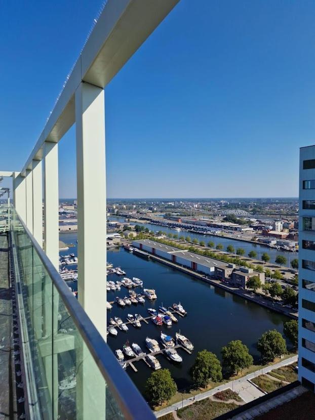The Wonder Shore Antwerp Exterior photo